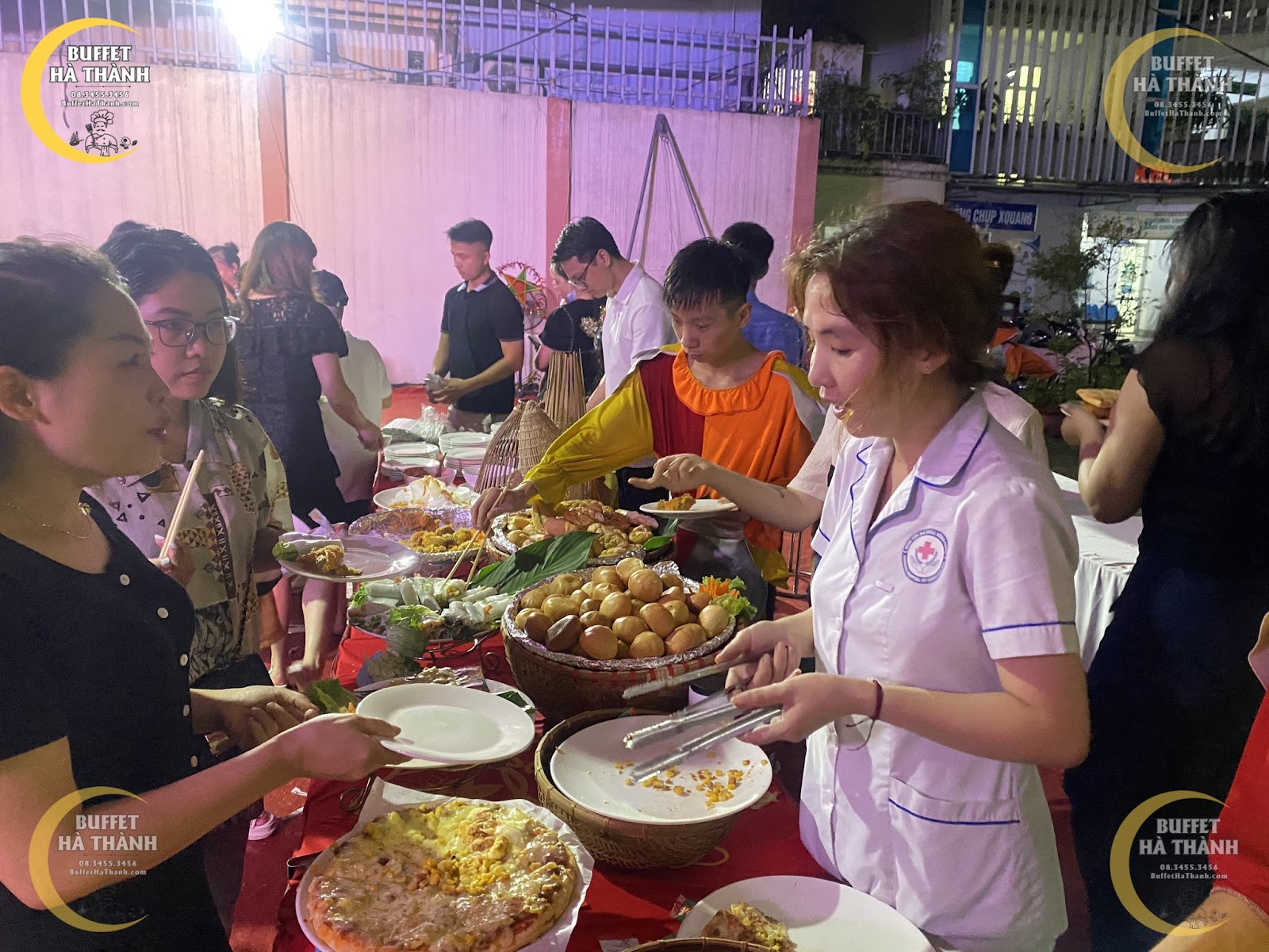 tổ chức buffet cho công ty ở cầu giấy
