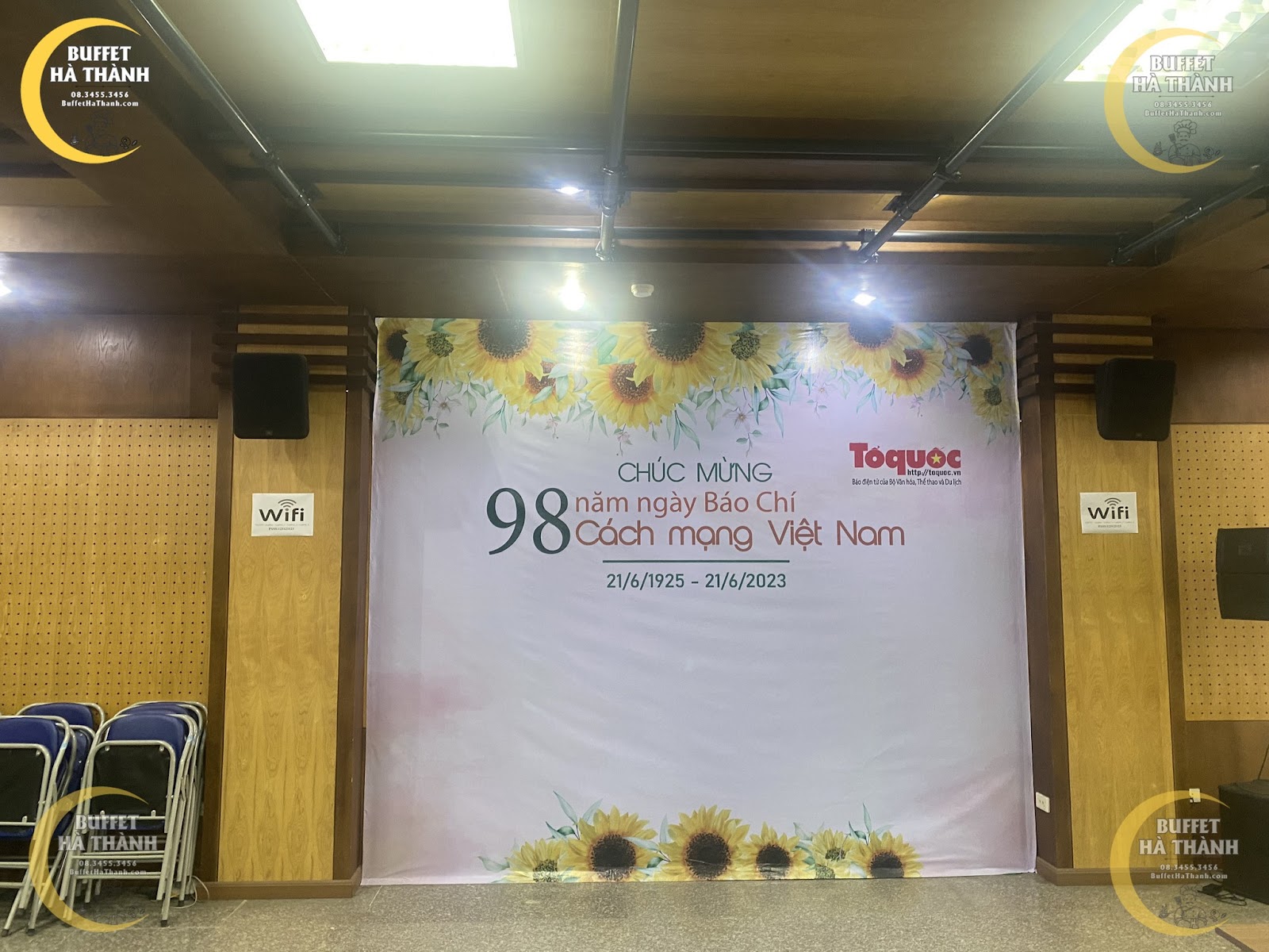 tiệc đứng ở cầu giấy