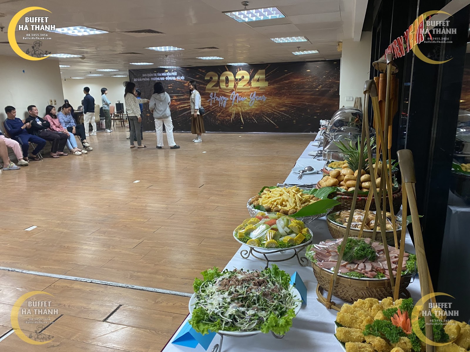 tiệc đứng ở Hà Đông