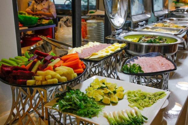 buffet tại nhà ở Tây Hồ