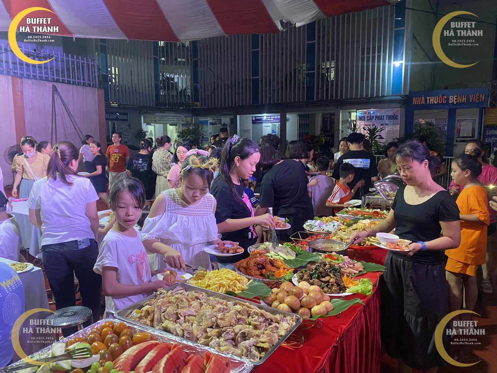 nấu tiệc buffet ở Hà Đông