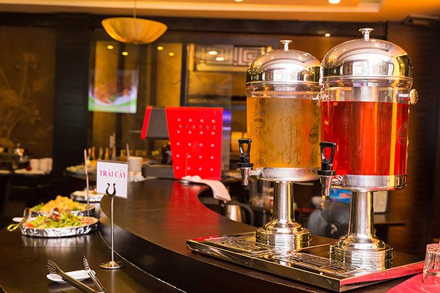 buffet lưu động ở Long Biên