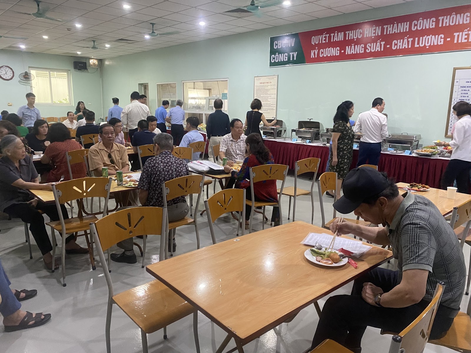 tiệc đứng ở Nam Từ Liêm