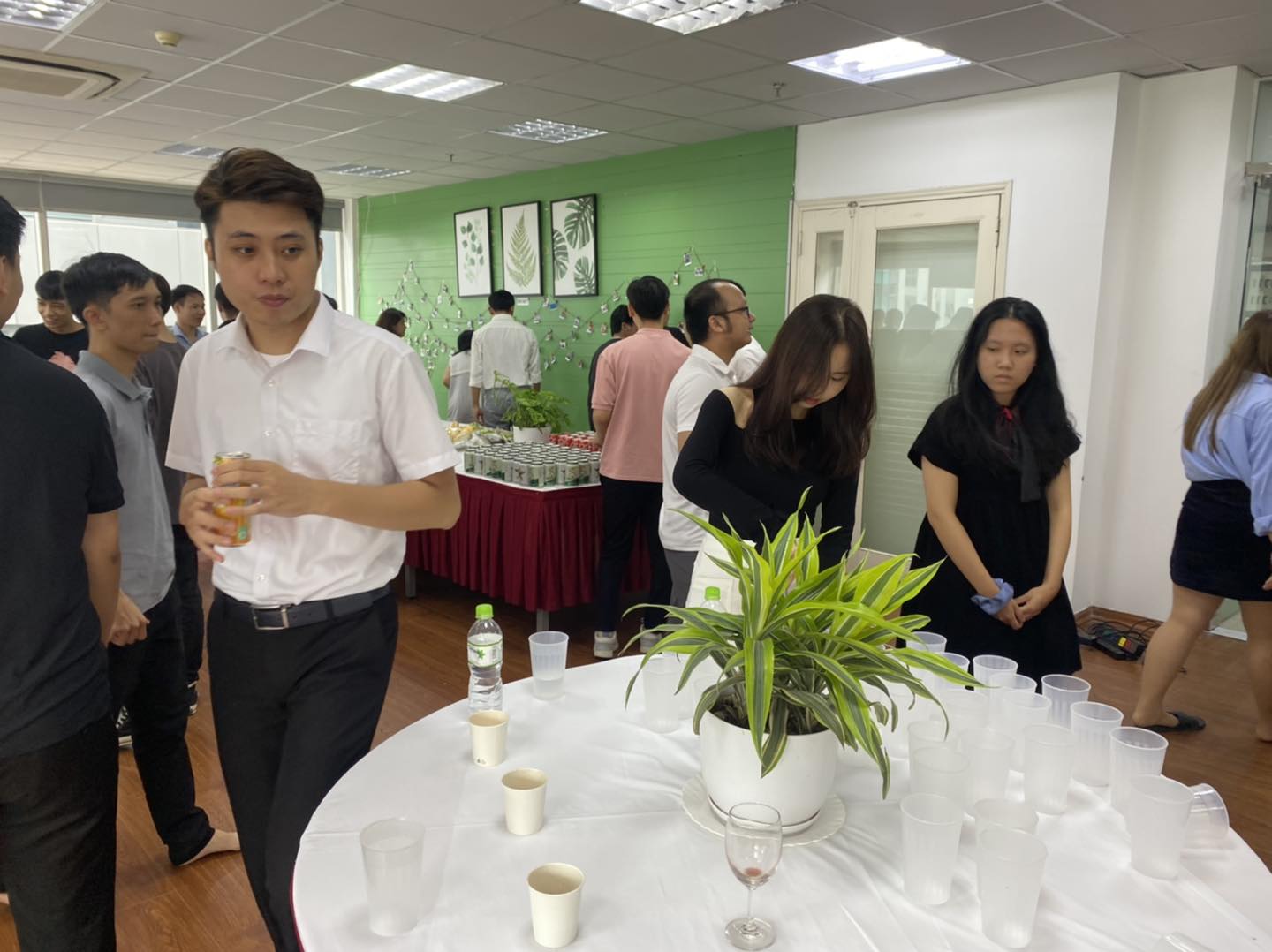 địa chỉ đặt tiệc buffet ở Hoàn Kiếm