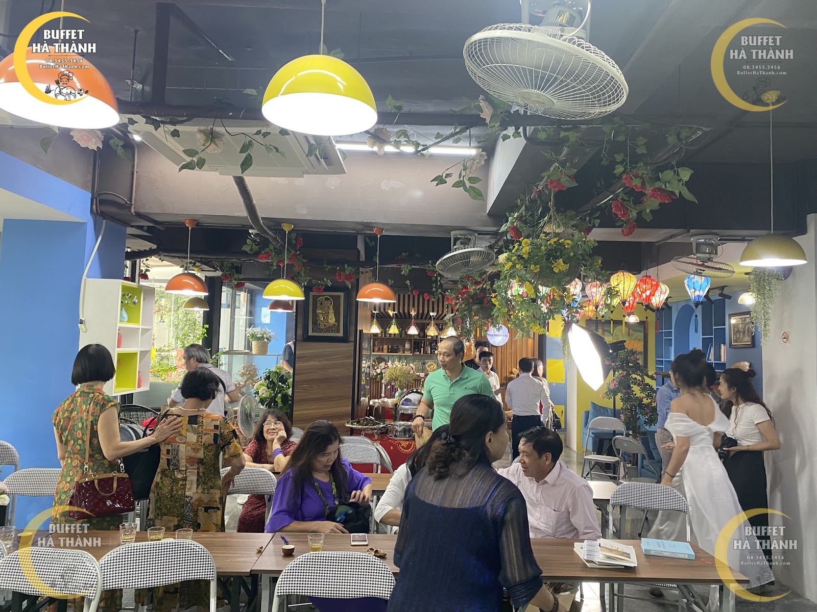 buffet cho học sinh ở Hà Đông