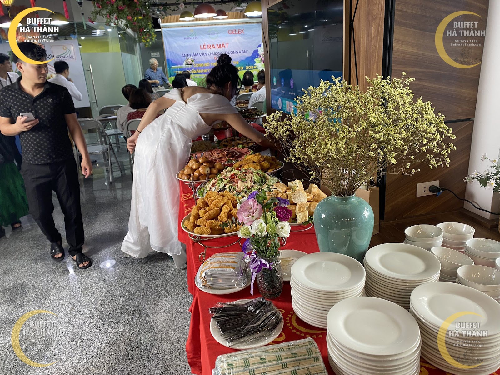 buffet cho văn phòng ở Hai Bà Trưng
