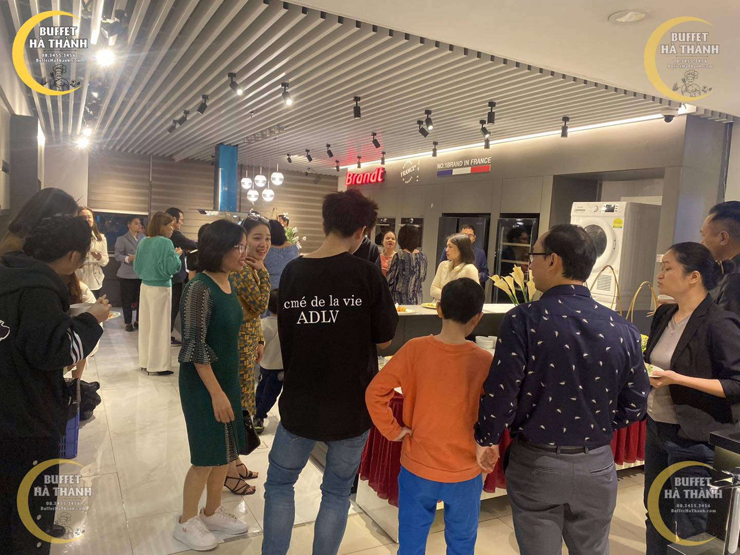 địa chỉ đặt tiệc buffet ở Gia Lâm