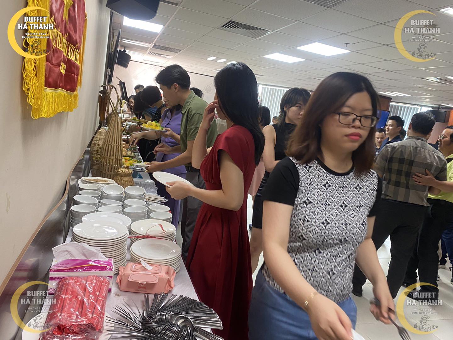 buffet cho văn phòng ở Hoài Đức