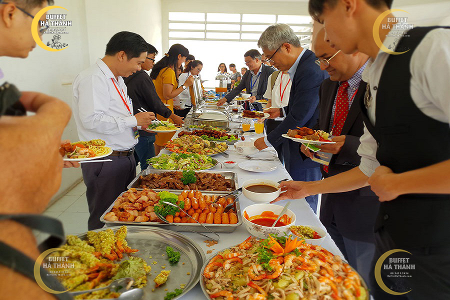 tiệc đứng ở Chương Mỹ