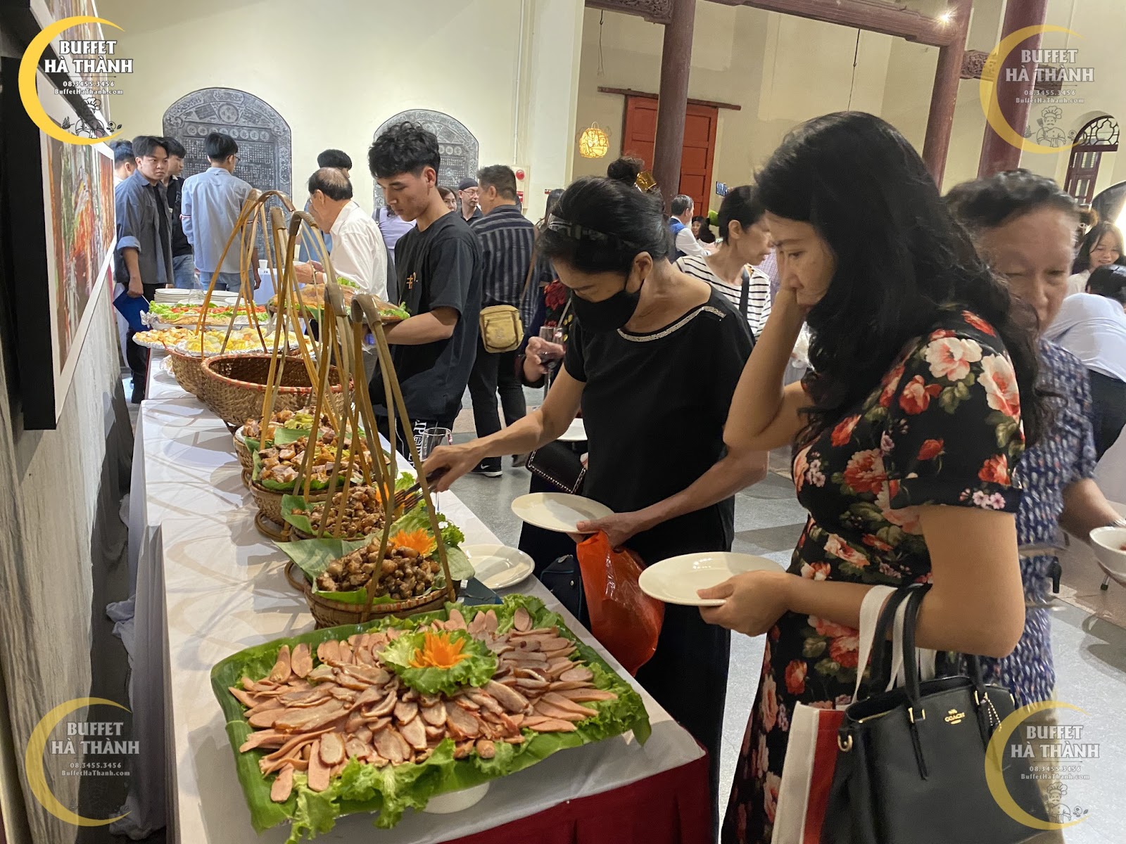 đặt tiệc buffet ở Đan Phượng
