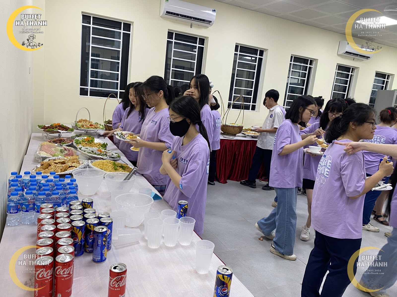 tiệc đứng ở Thanh Oai