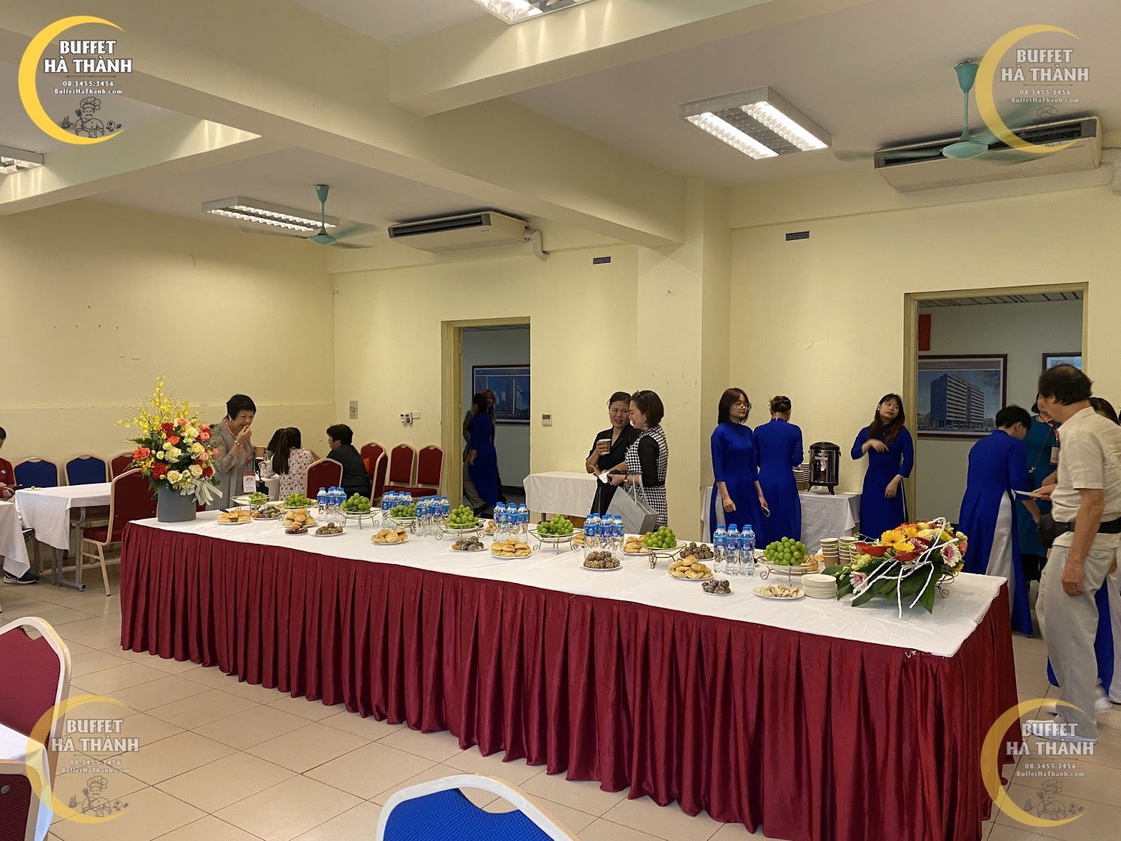 tiệc đứng ở Thường Tín