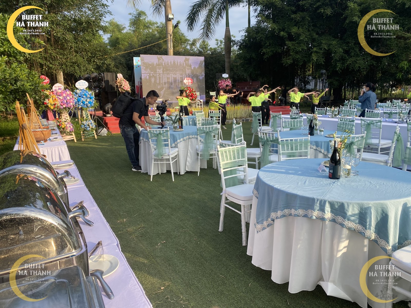 đặt tiệc buffet ở Gia Lâm